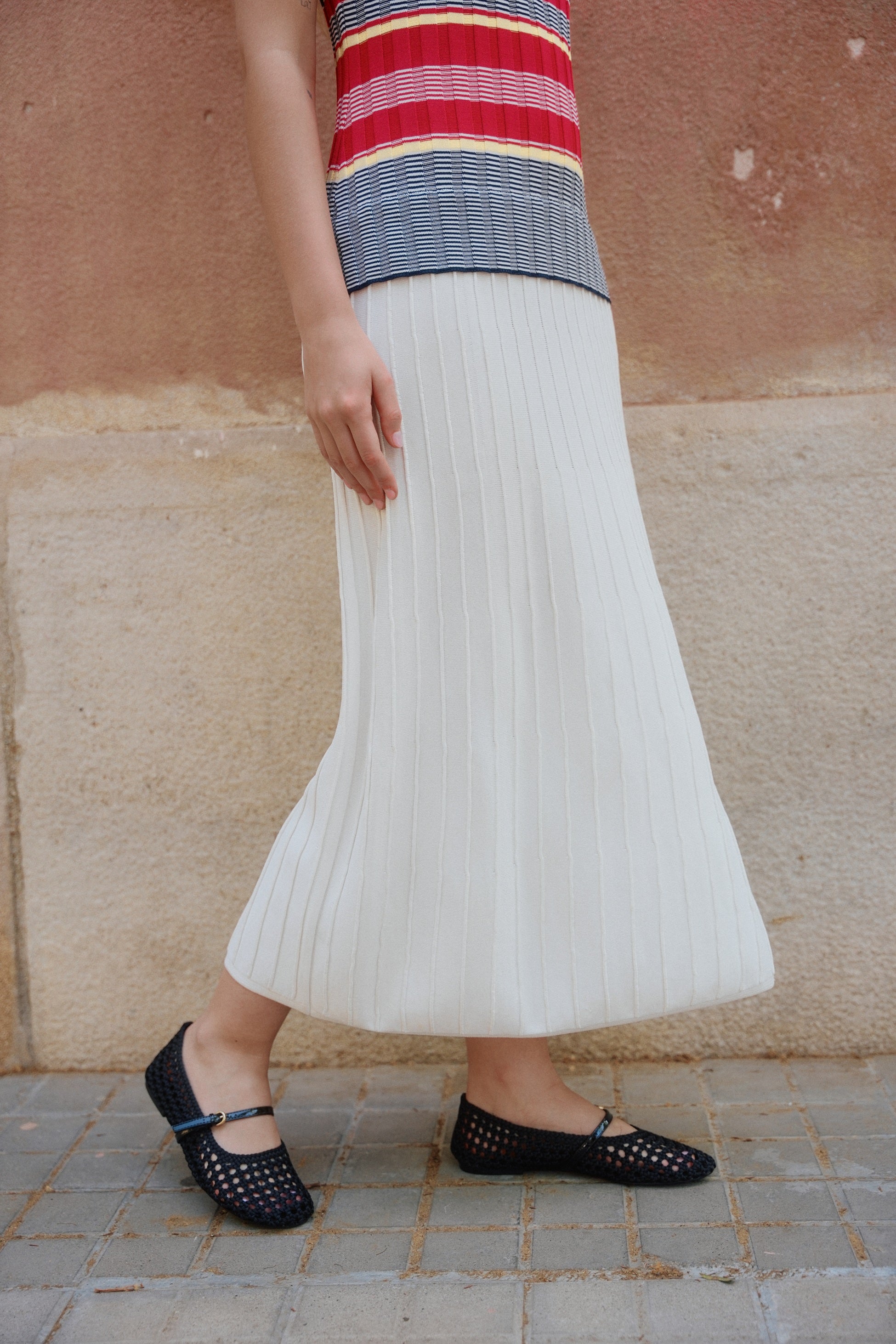 UDUKU | Multicolor Pleated Knit Midi Dress