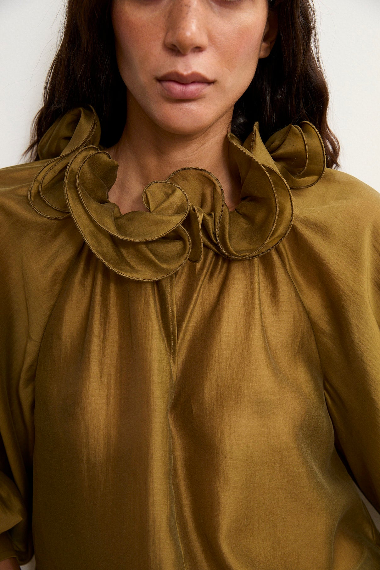 TULIPE | Ruffled Collar Blouse