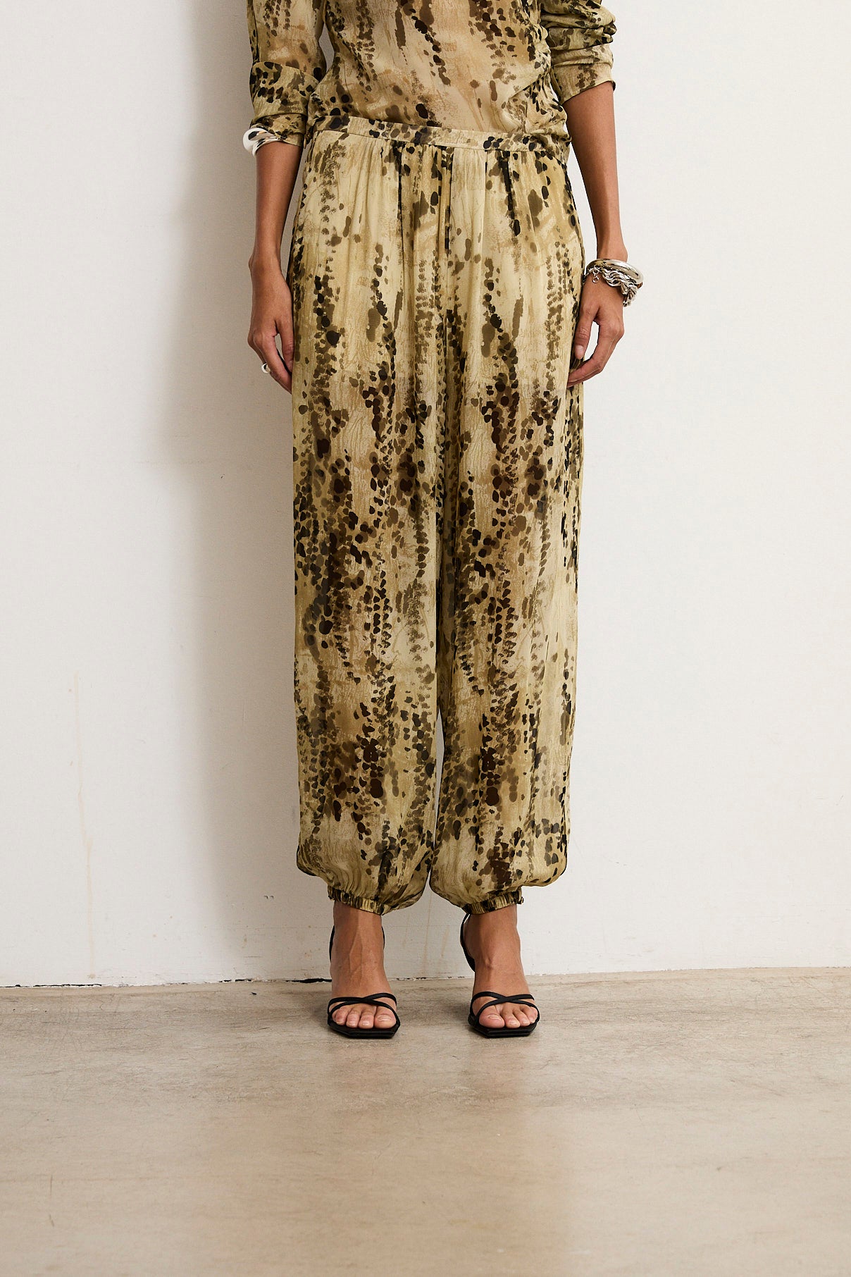 KATE | Fluid Pant