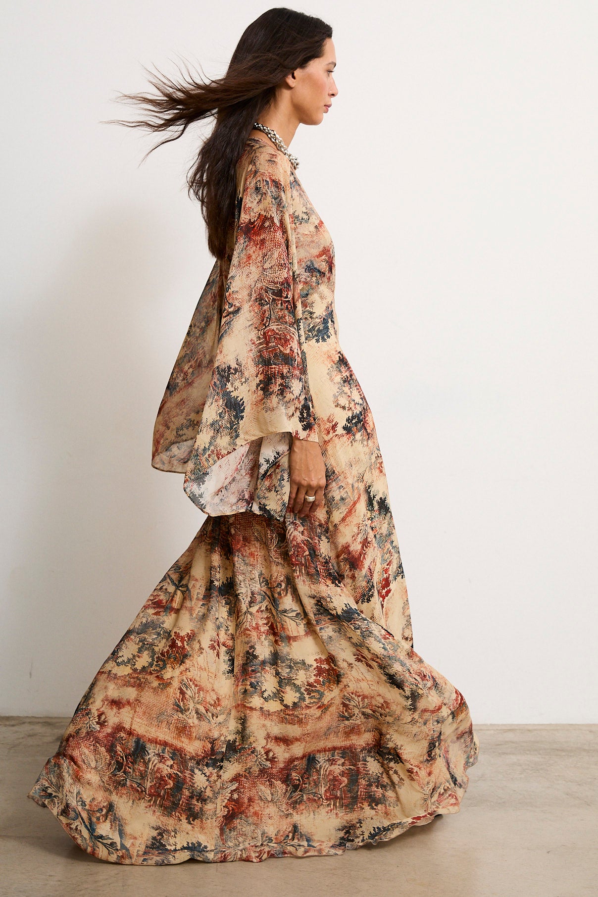 RENEE | Vestido Largo Estampado Artístico
