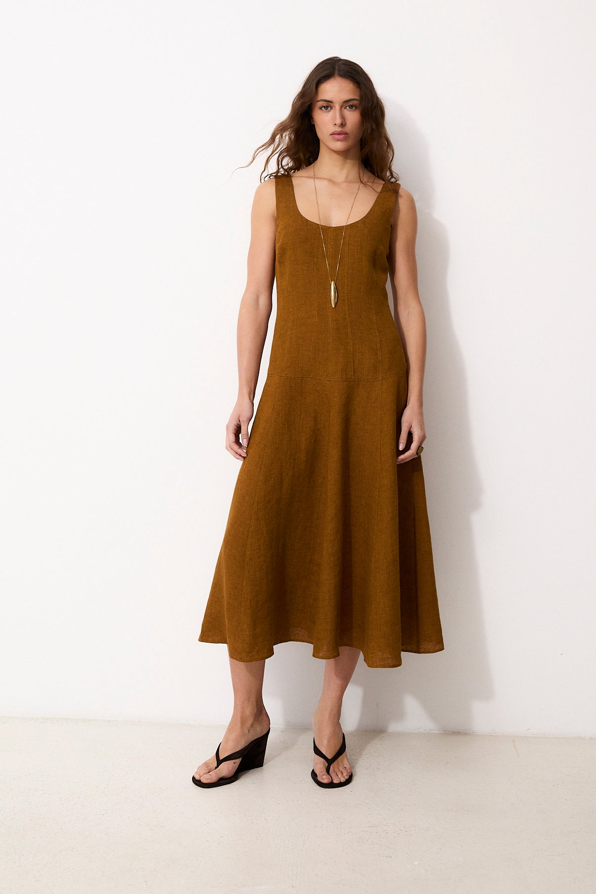 CAVERNI | Camel Dress in 100% Italian Linen