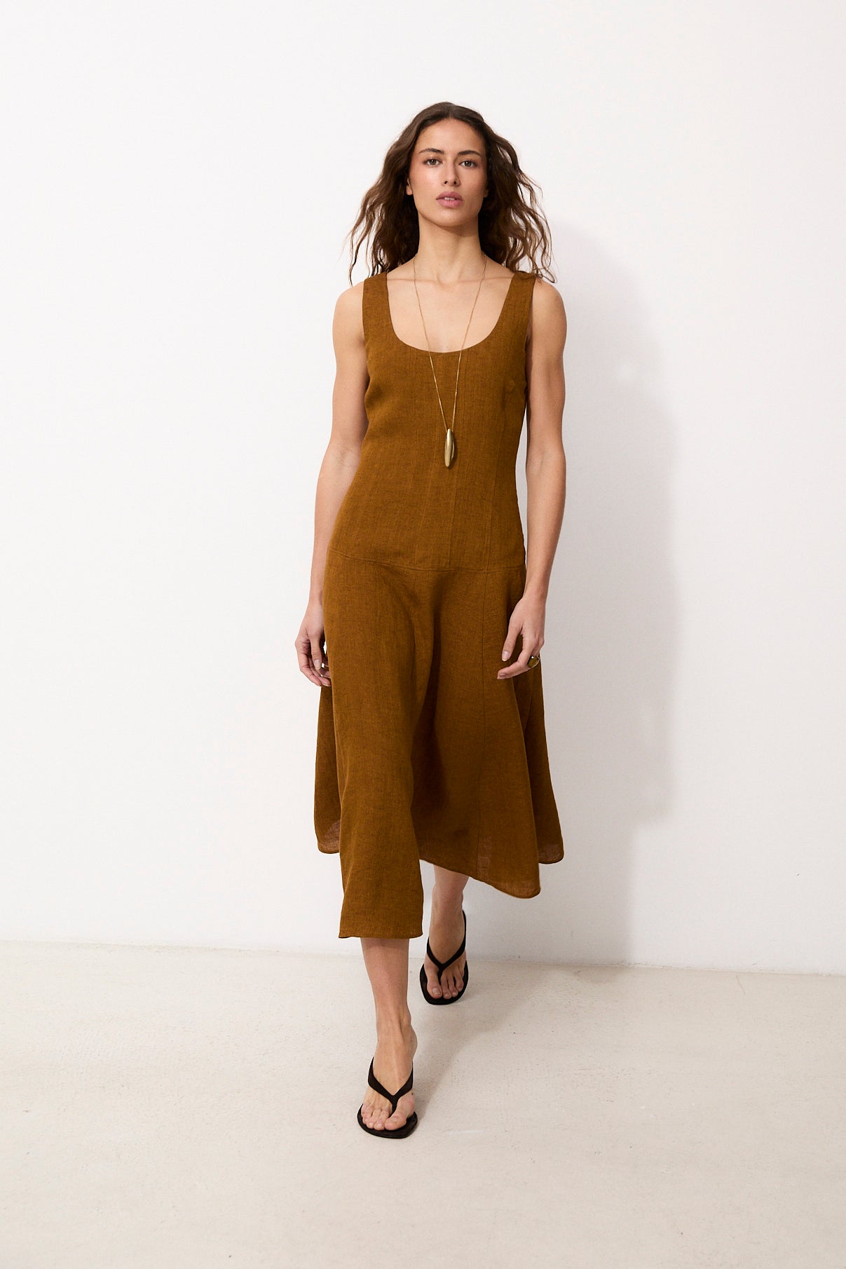 CAVERNI | Camel Dress in 100% Italian Linen