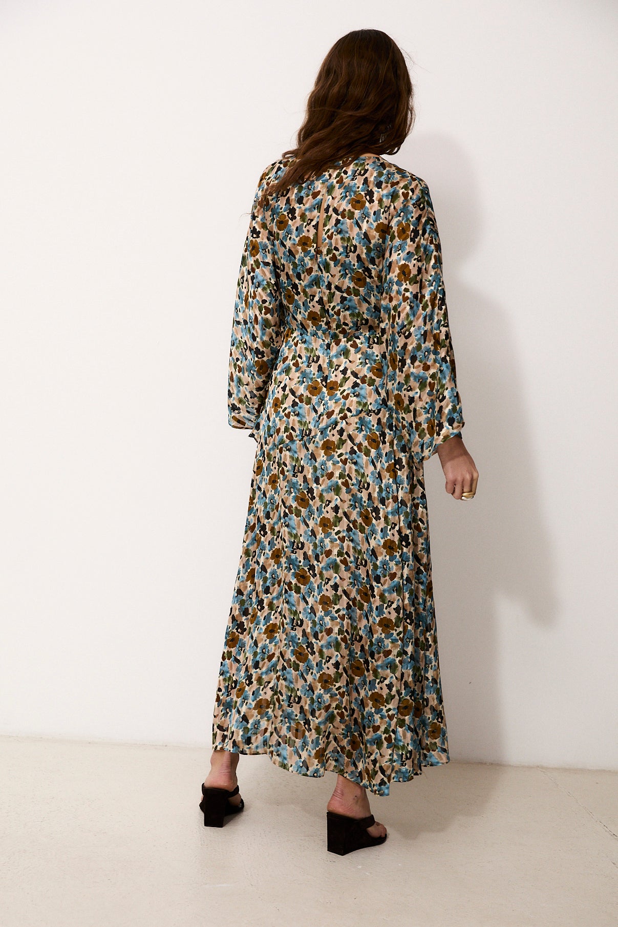 SEARLINES | Vestido Largo de Seda Estampada con Volantes