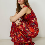 SAACHI | Vestido largo con estampado de flores en tonos rojos