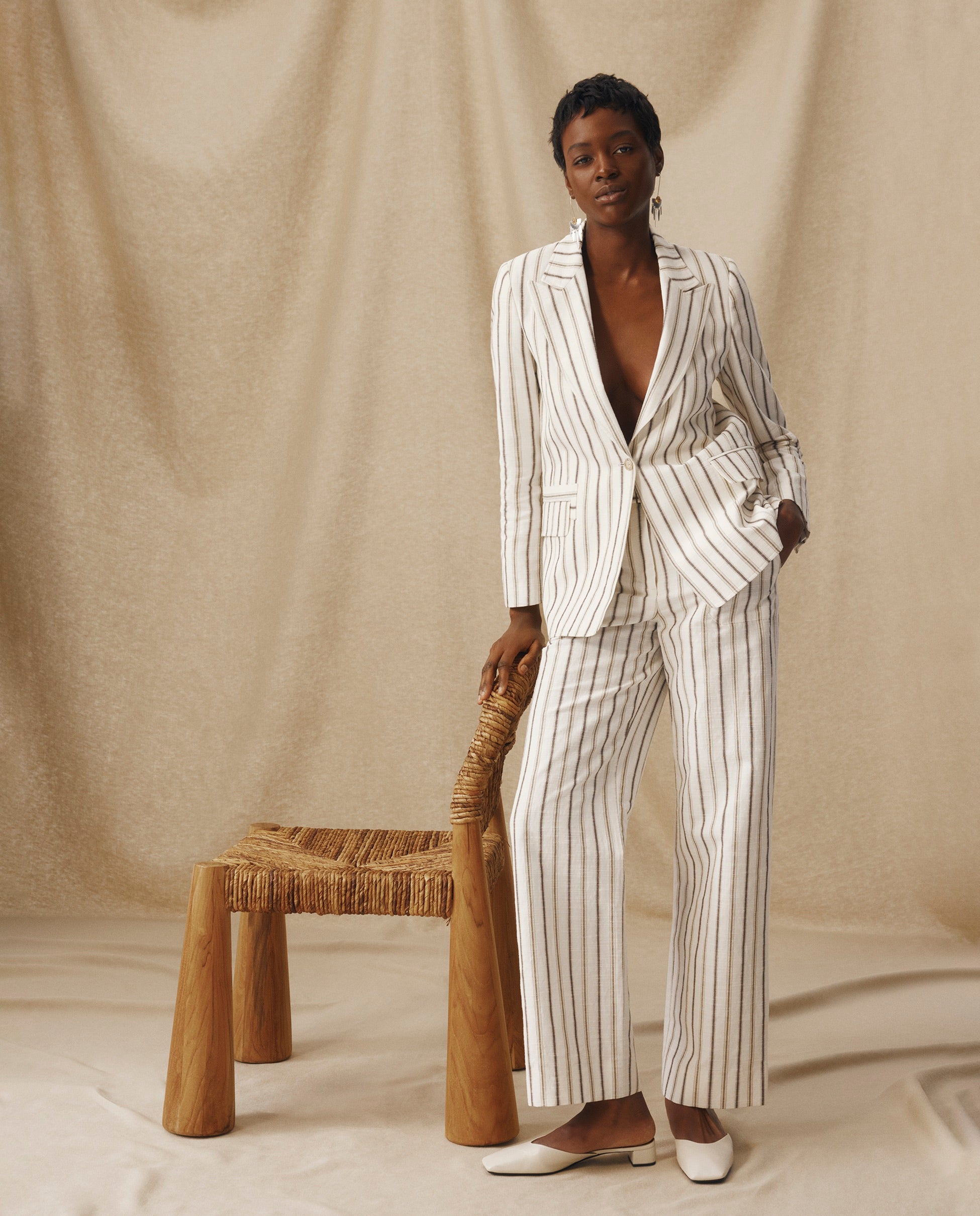 ボトムスその他 Loulou Studio White Striped Blazer FEDORA Striped viscose linen double breasted jacket | Loulou