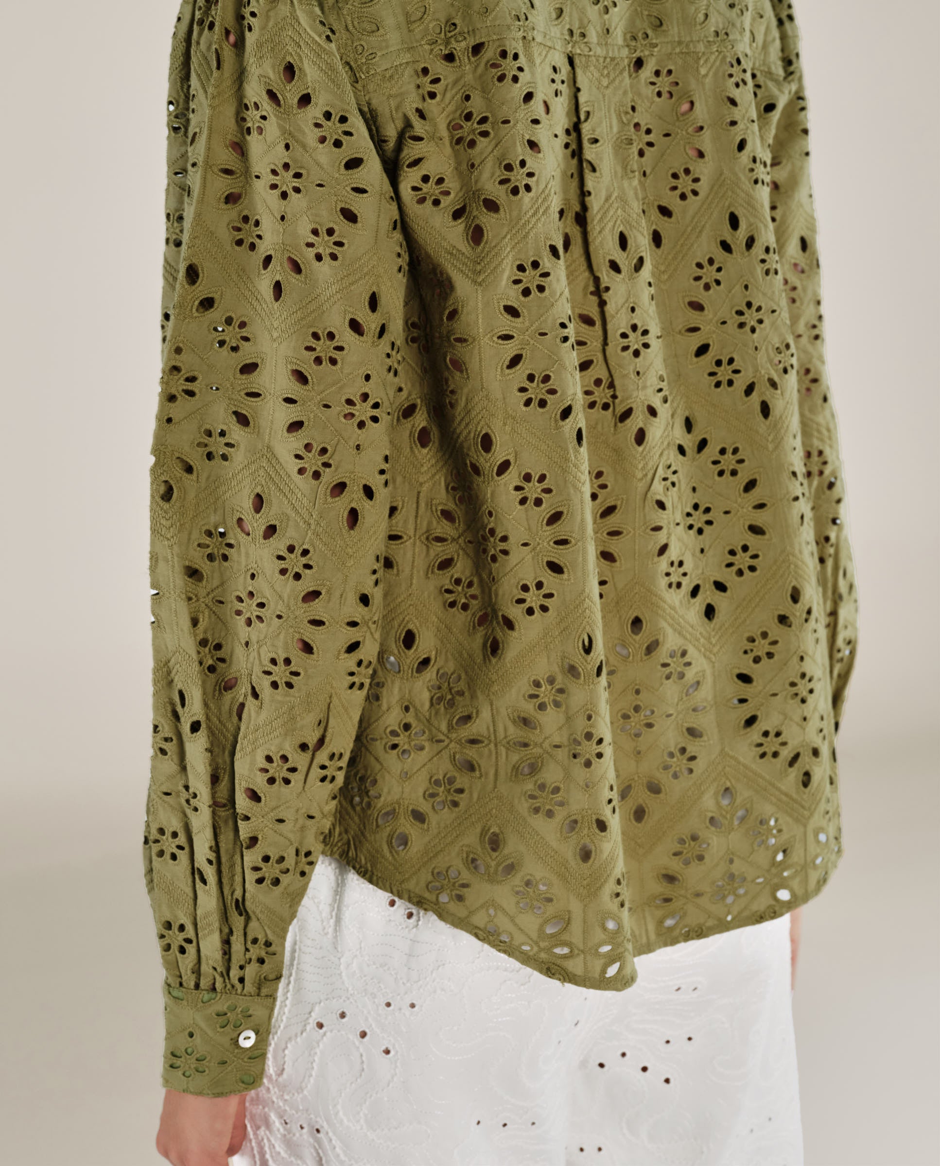 SS25 P BLO 1459 615-225_4.jpg